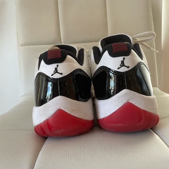 Jordan 11 Retro Low Concord Bred - Picture 3 of 9